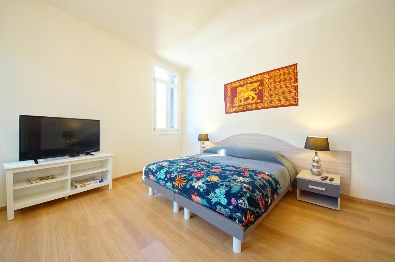 Ca' Circus 4 Rooms Wi-Fi Fibre Benátky Exteriér fotografie